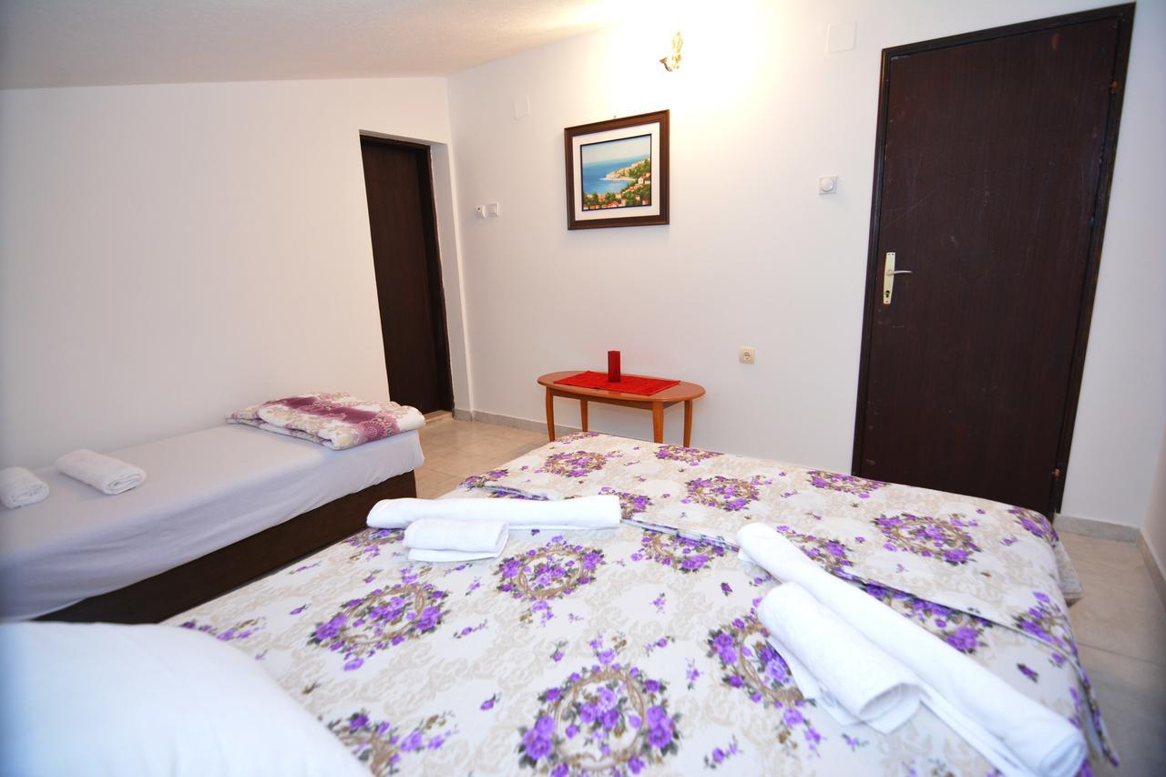 Apartments Jovana Petrovac Dış mekan fotoğraf