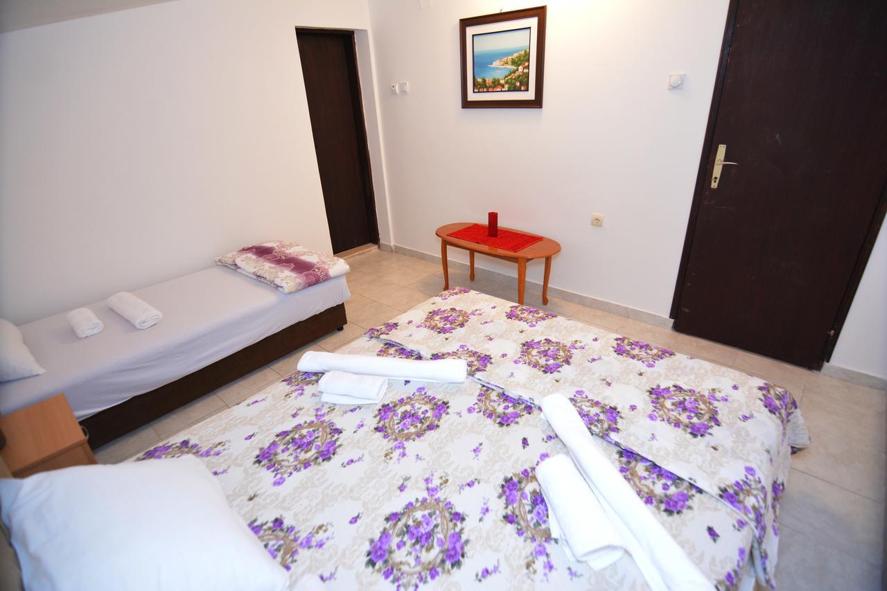 Apartments Jovana Petrovac Dış mekan fotoğraf