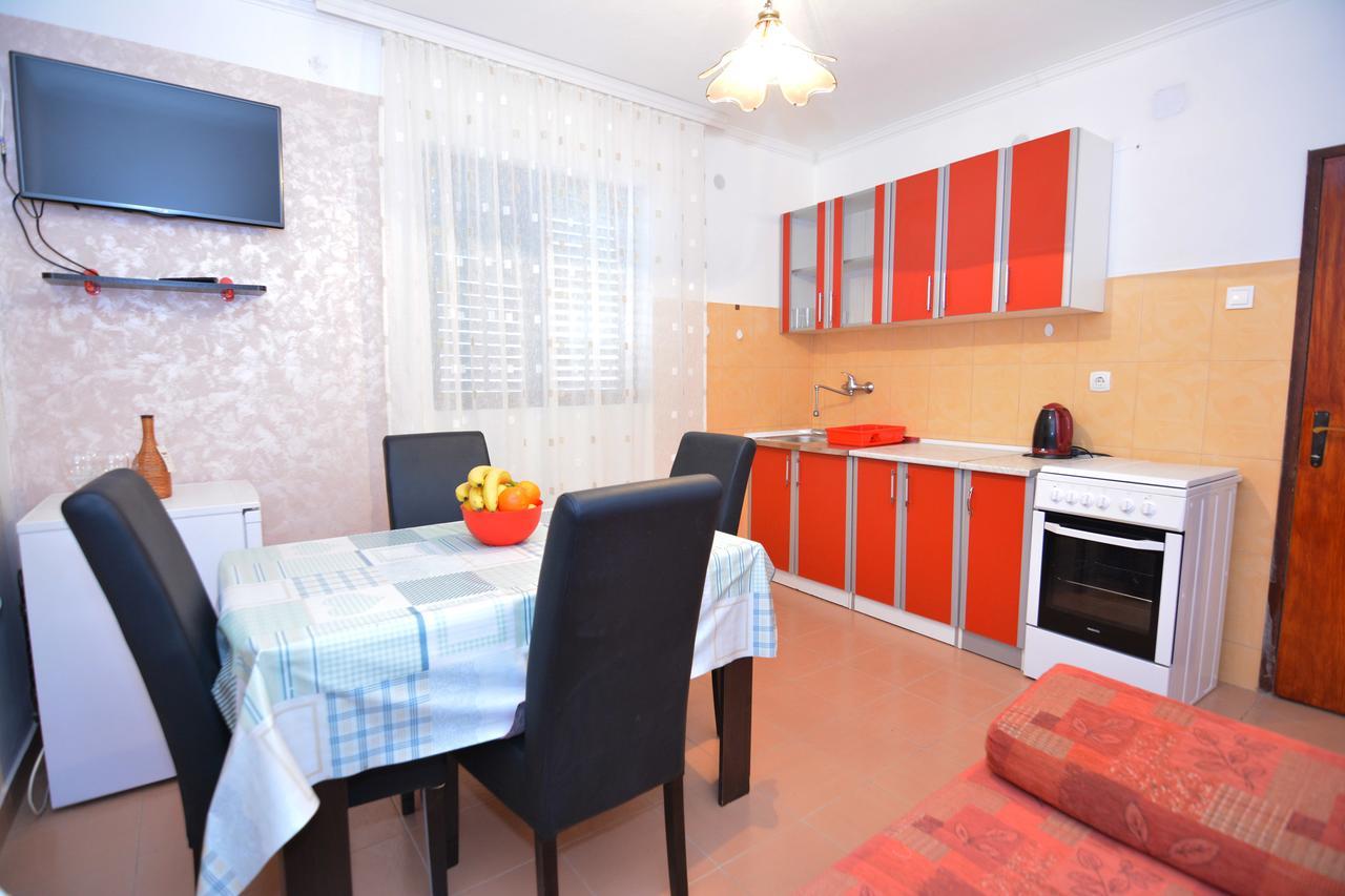 Apartments Jovana Petrovac Dış mekan fotoğraf