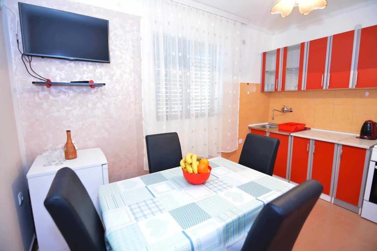 Apartments Jovana Petrovac Dış mekan fotoğraf